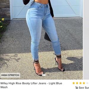 Fashion Nova FN High Rise Jeans size 3 NWT